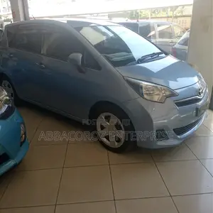 Toyota Ractis 2014 Blue
