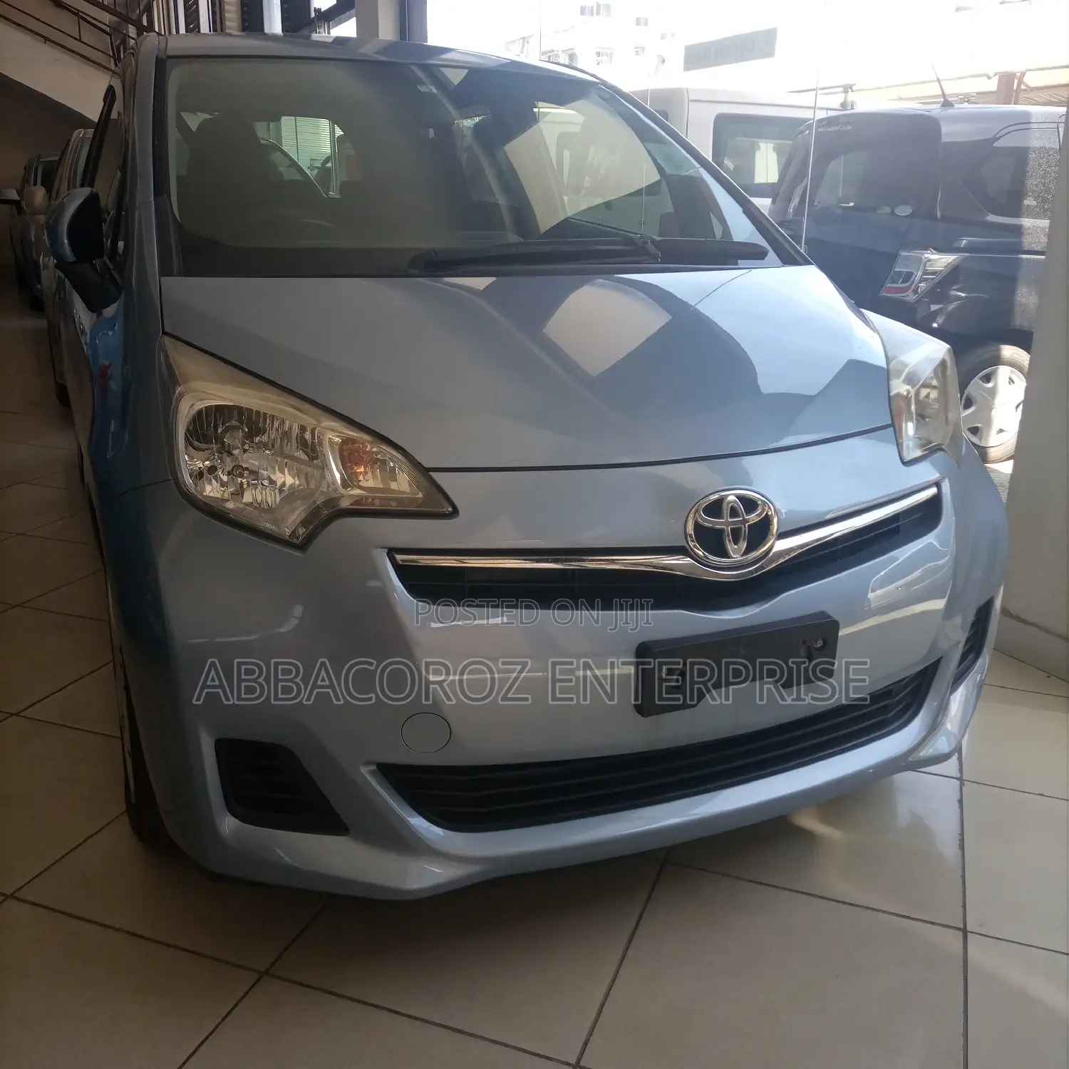 Toyota Ractis 2014 Blue