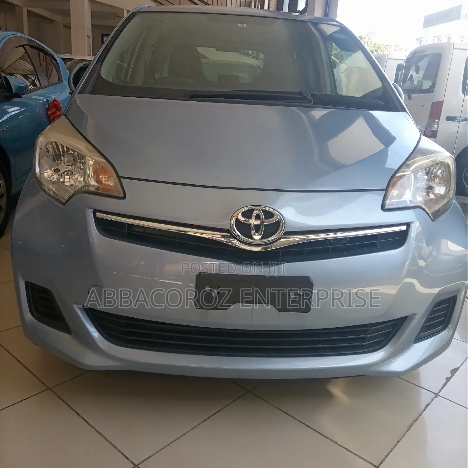Toyota Ractis 2014 Blue