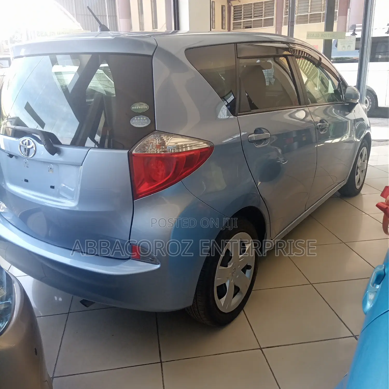 Toyota Ractis 2014 Blue