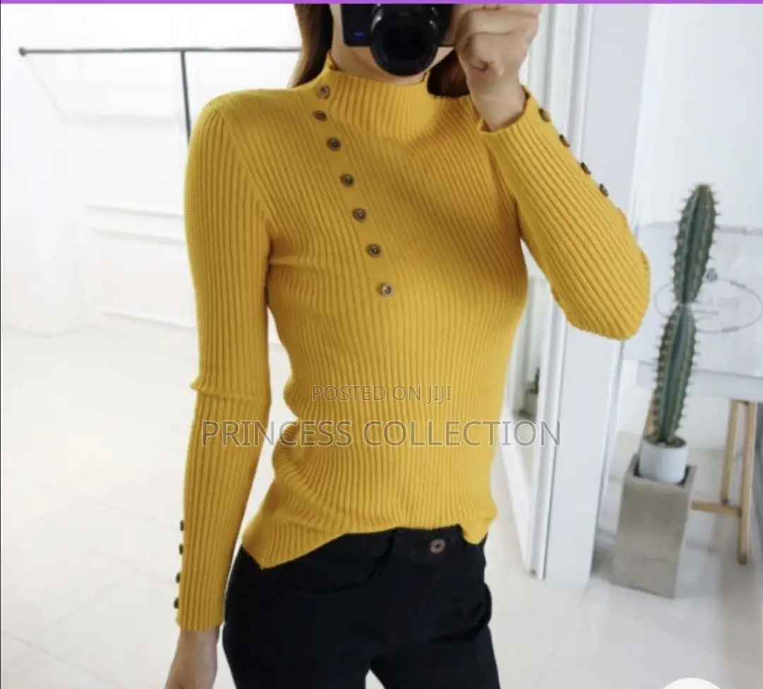 Women Pullneck Sweater