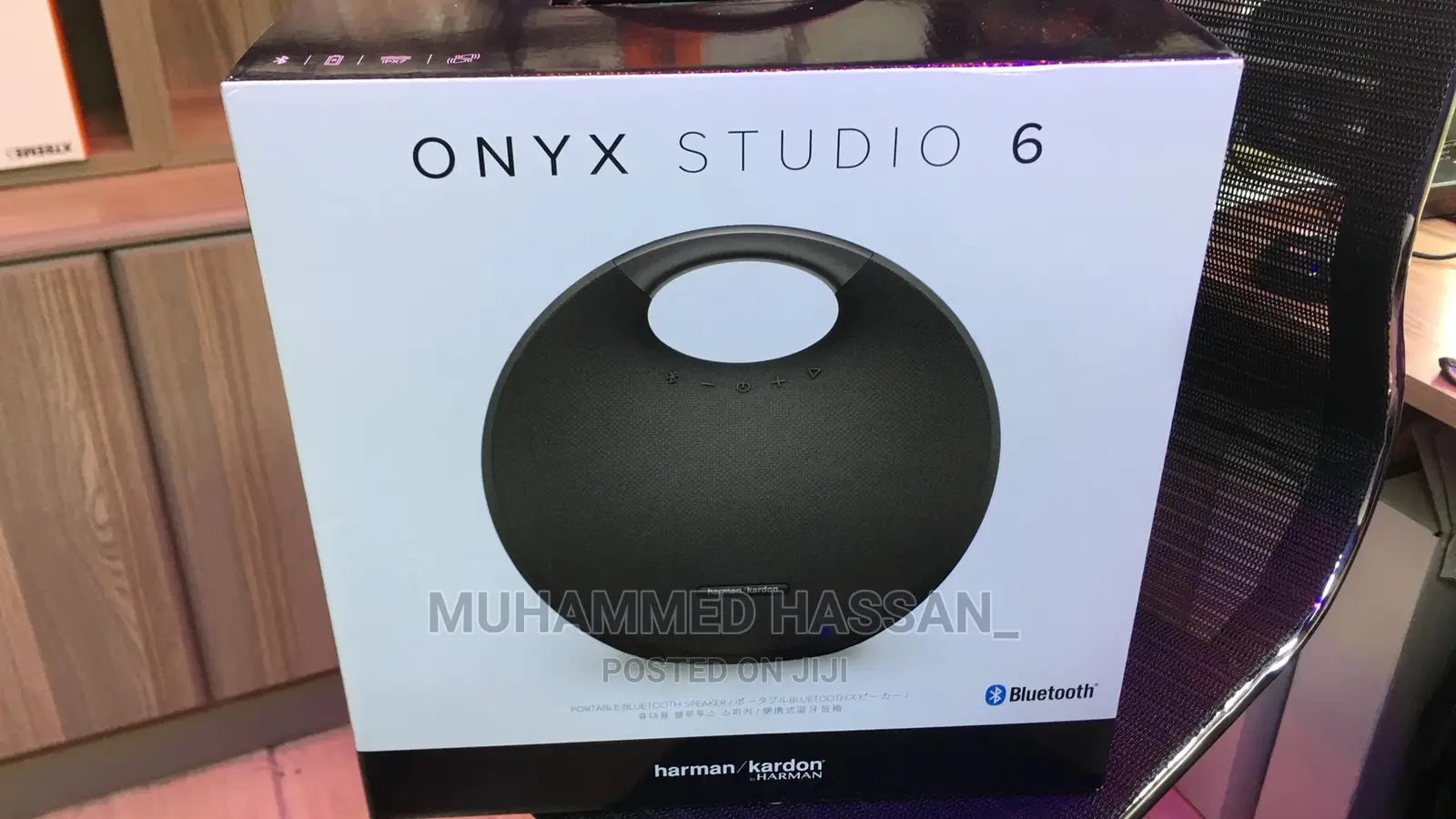 Onyx Studio 6