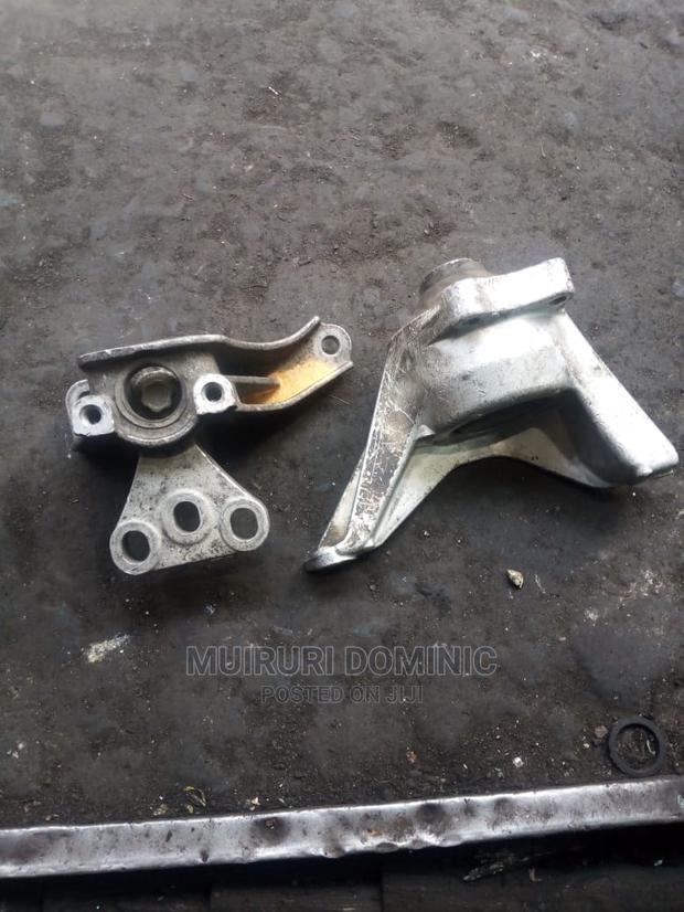 Honda Stream Engine Mountings - thumbnail 3