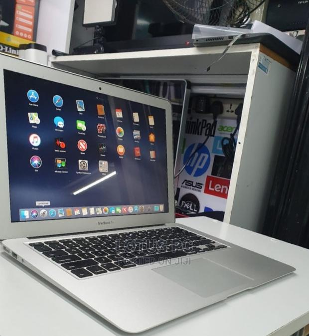 Laptop Apple MacBook 2013 4GB Intel Core I5 SSD 128GB - main view