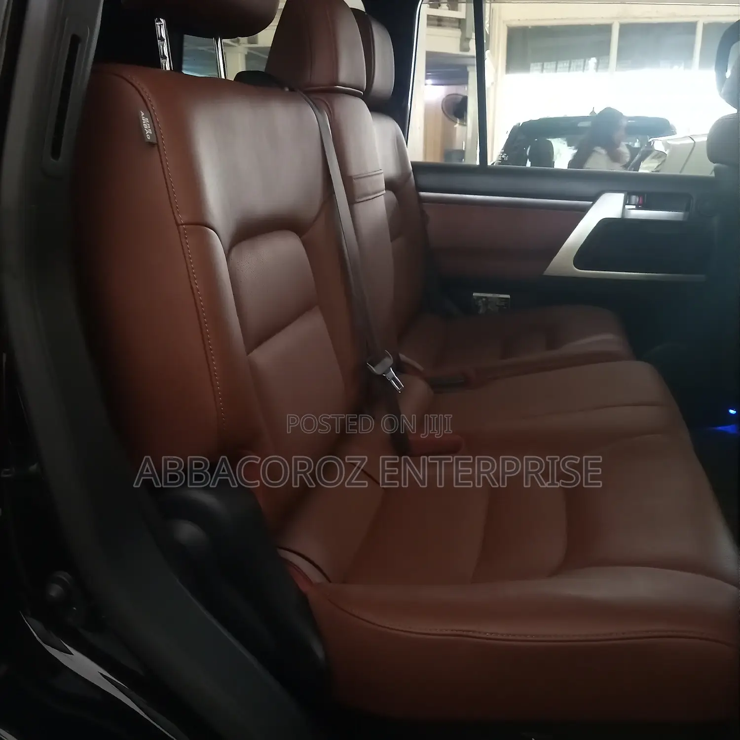 Toyota Land Cruiser 2017 4.6 V8 ZX Black