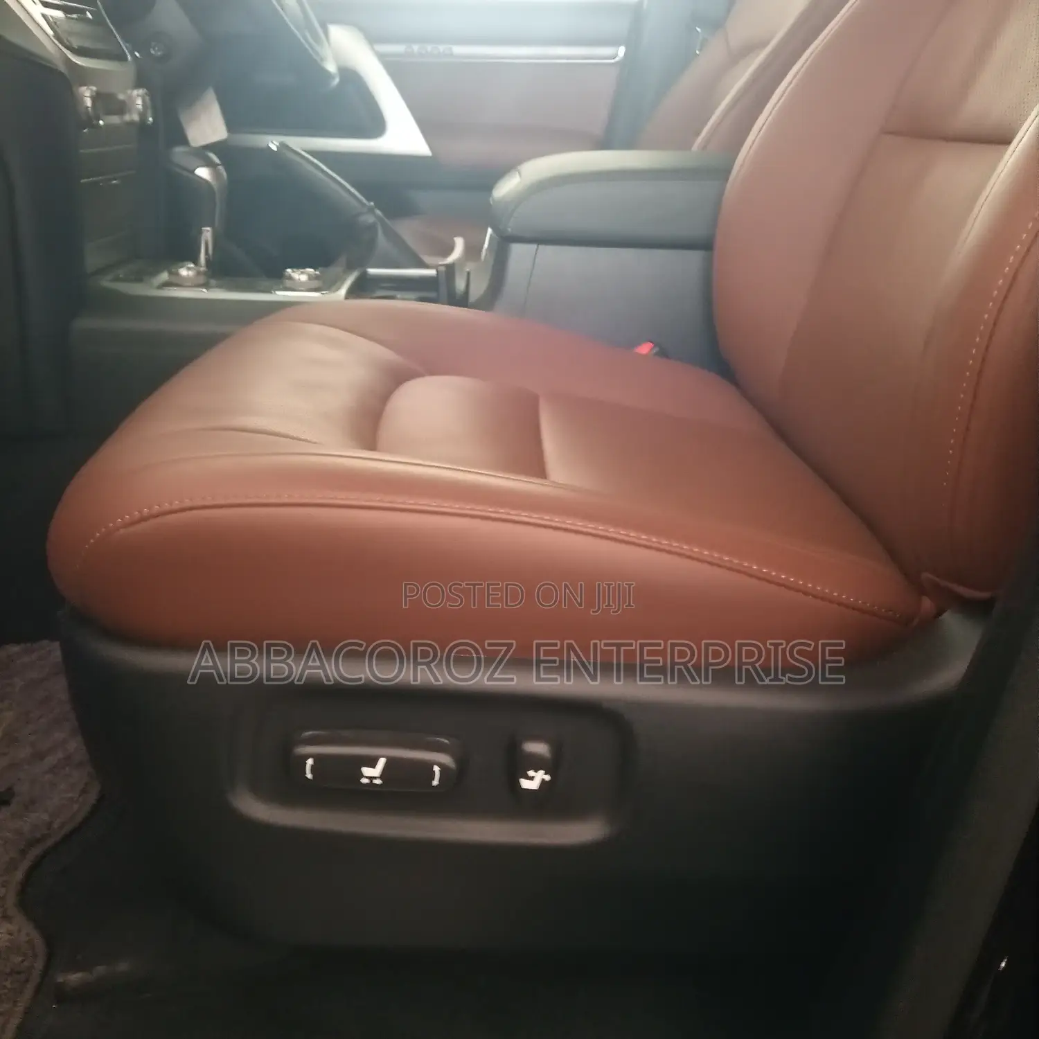 Toyota Land Cruiser 2017 4.6 V8 ZX Black