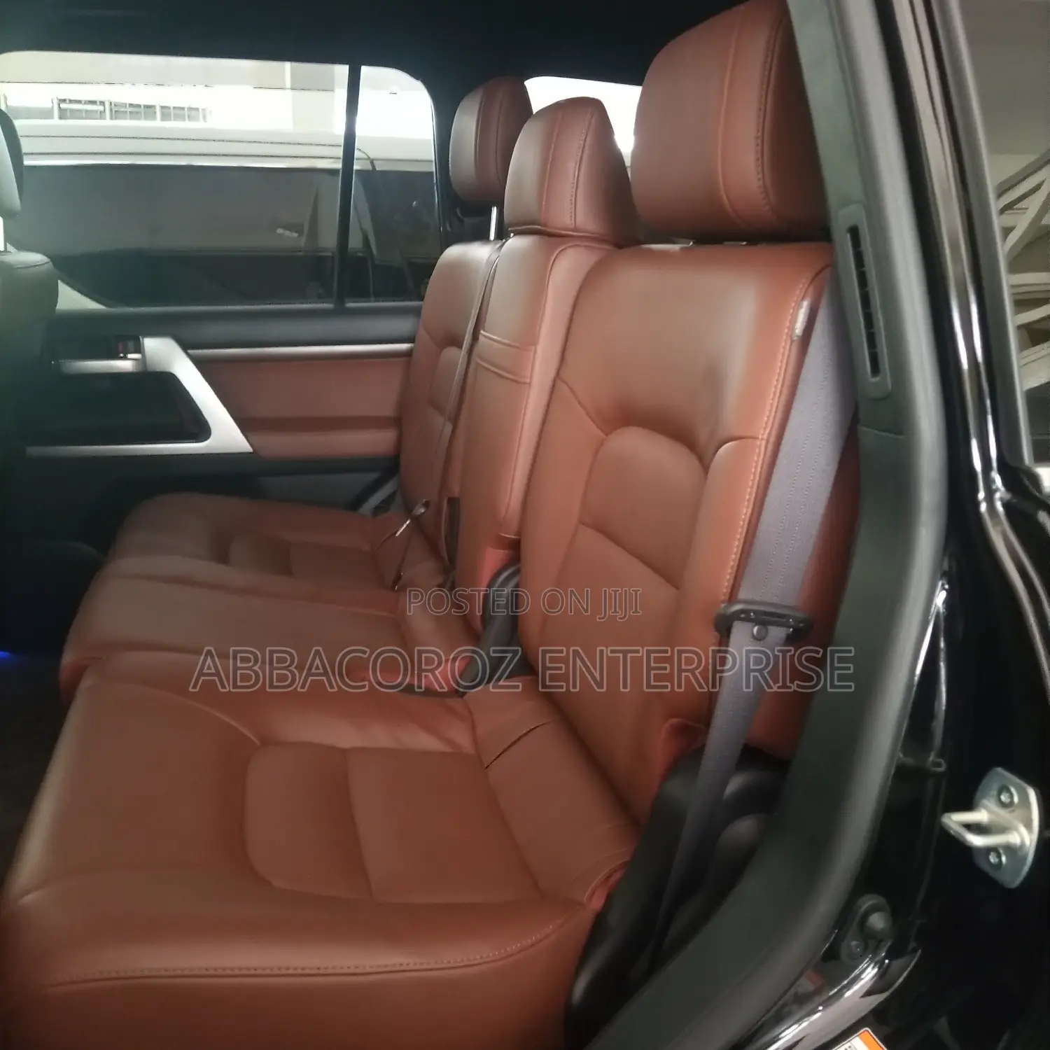 Toyota Land Cruiser 2017 4.6 V8 ZX Black