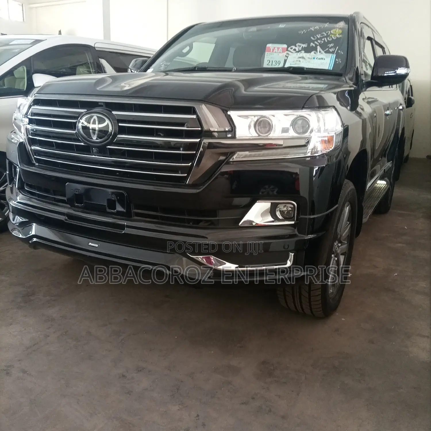 Toyota Land Cruiser 2017 4.6 V8 ZX Black