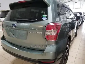 Subaru Forester 2014 Green