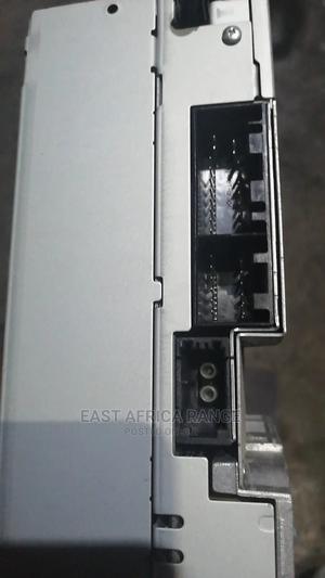 Land Rover Discovery 4 Radio - main view