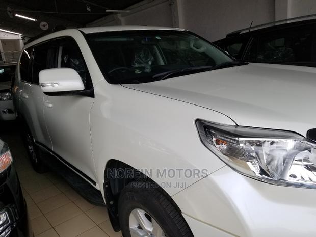 Toyota Land Cruiser Prado 2017 - thumbnail 2
