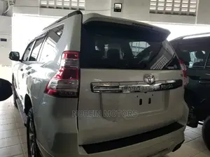 Toyota Land Cruiser Prado 2017
