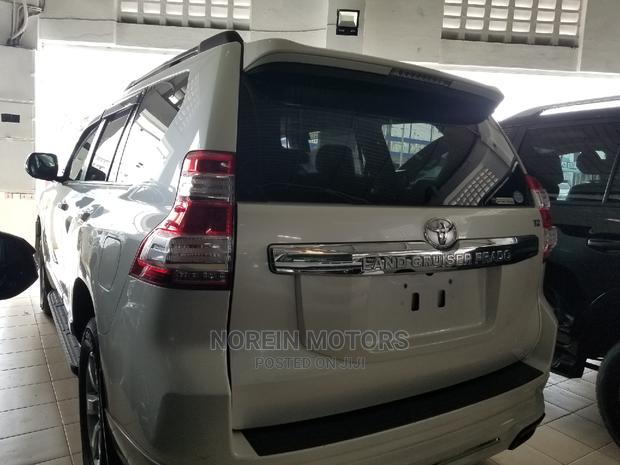 Toyota Land Cruiser Prado 2017 - thumbnail 5