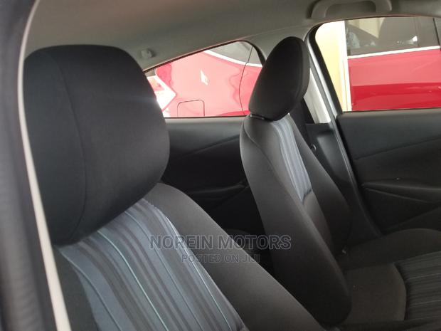 Mazda Demio 2015 Beige - thumbnail 7