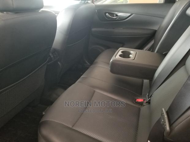 Nissan X-Trail 2015 Red - thumbnail 6