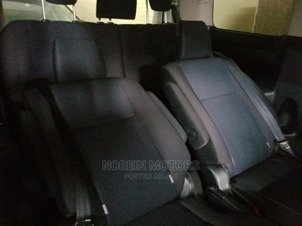 Toyota Voxy 2015 Black - thumbnail 3
