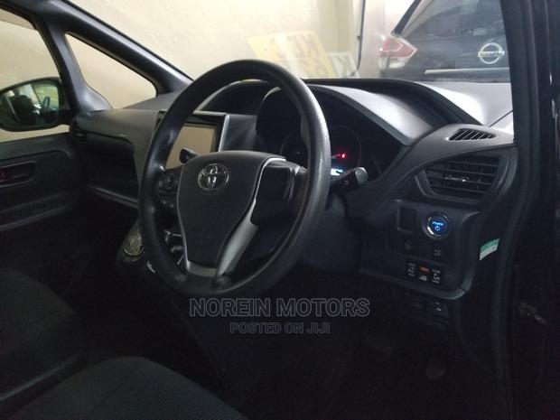 Toyota Voxy 2015 Black - thumbnail 5