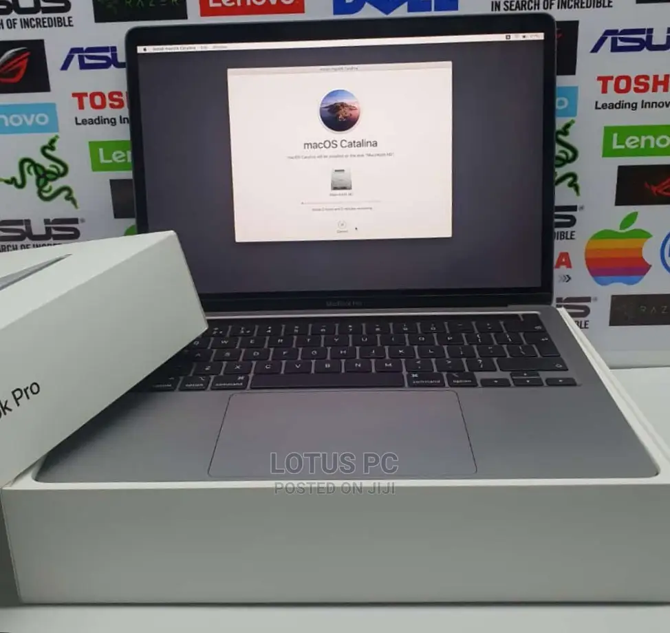 New Laptop Apple MacBook Pro 2020 16GB Intel Core I5 SSD 256GB