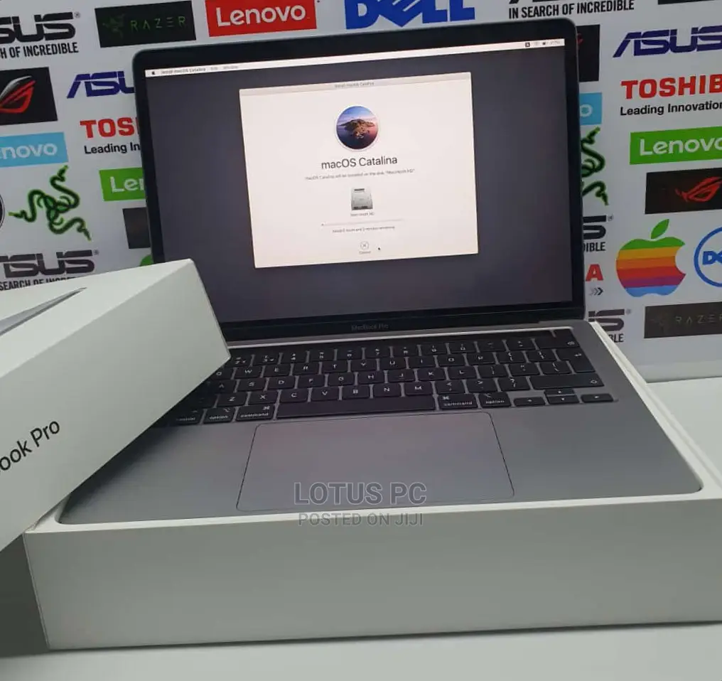 New Laptop Apple MacBook Pro 2020 16GB Intel Core I5 SSD 256GB