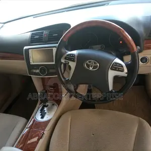 Toyota Premio 2014 White