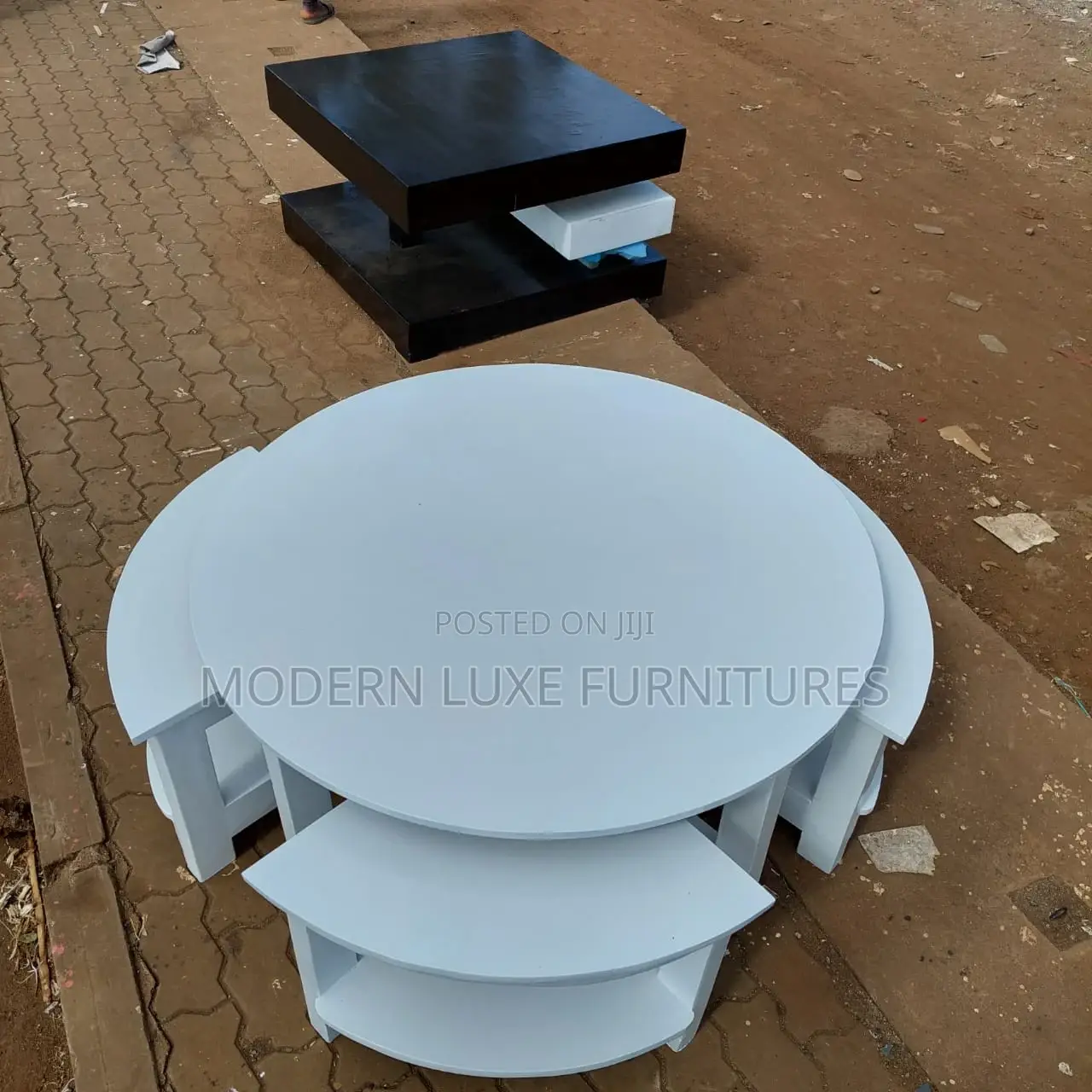Quality Table With Stools