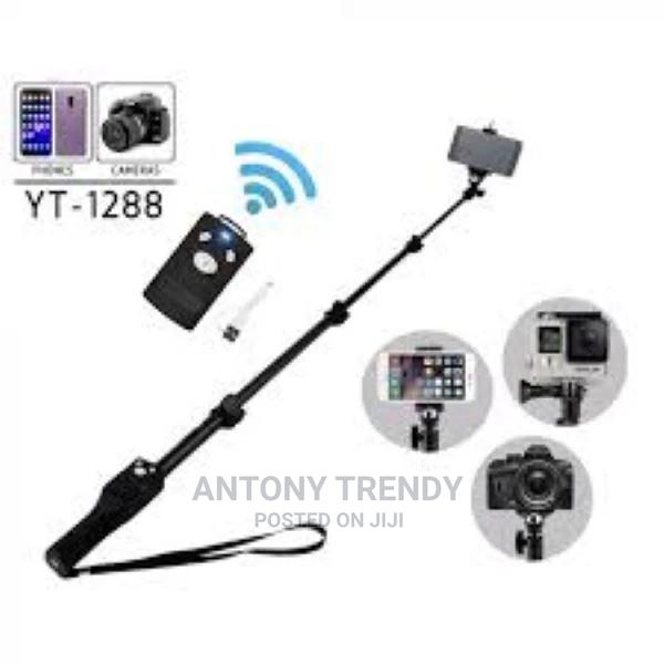 Yunteng YT-1288 Bluetooth Selfie Stick