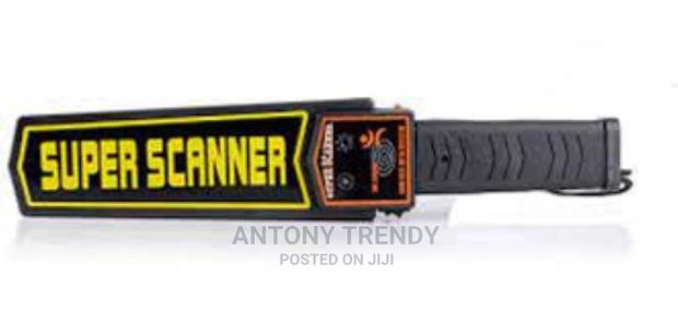 Best Super -Held Metal Detector - main view