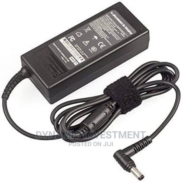 ASUS 19V 3.42A Adapter - main view