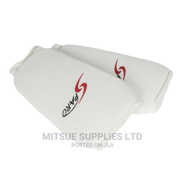 A Pair of Elastic Karate Shin Guards - main view