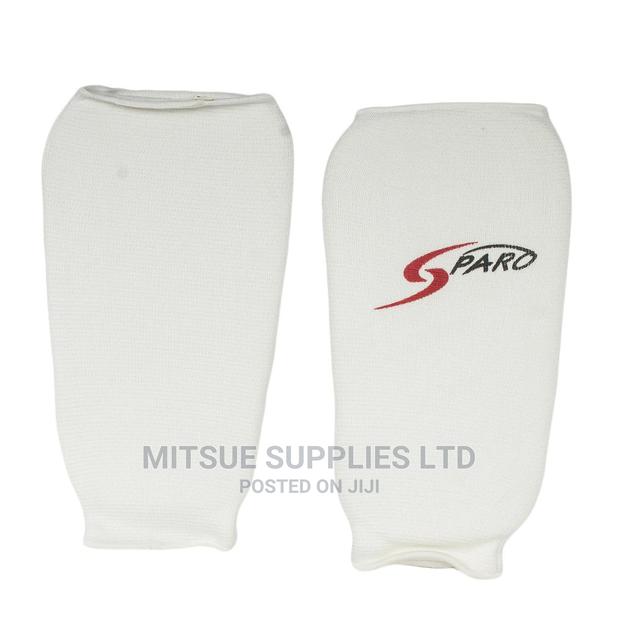 A Pair of Elastic Karate Shin Guards - thumbnail 4