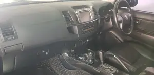 Toyota Fortuner 2014 Black