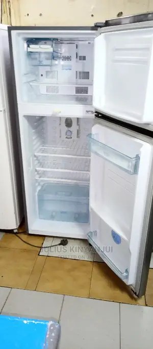 Von Hotpoint Fridge