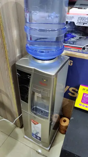 Ramtons Water Dispenser With Fridge