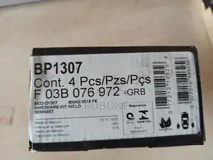 Volvo or Evoque Brake Pads Rear - Bosch