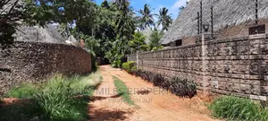 Abandoned Cottage With a Swimming Pool on Sale Mtwapa