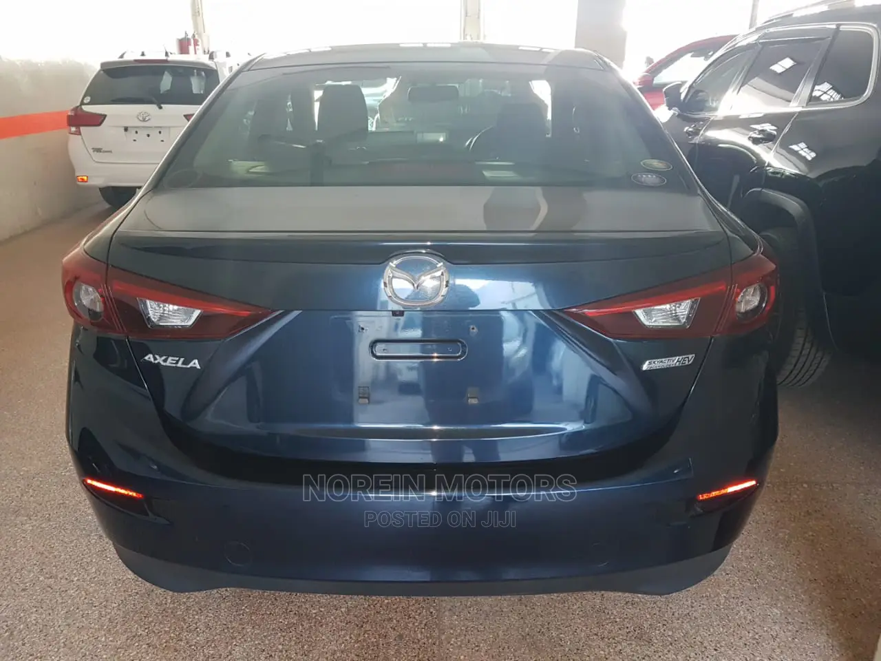 Mazda Axela 2015