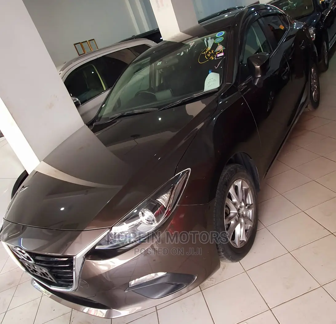 Mazda Axela 2015 Brown