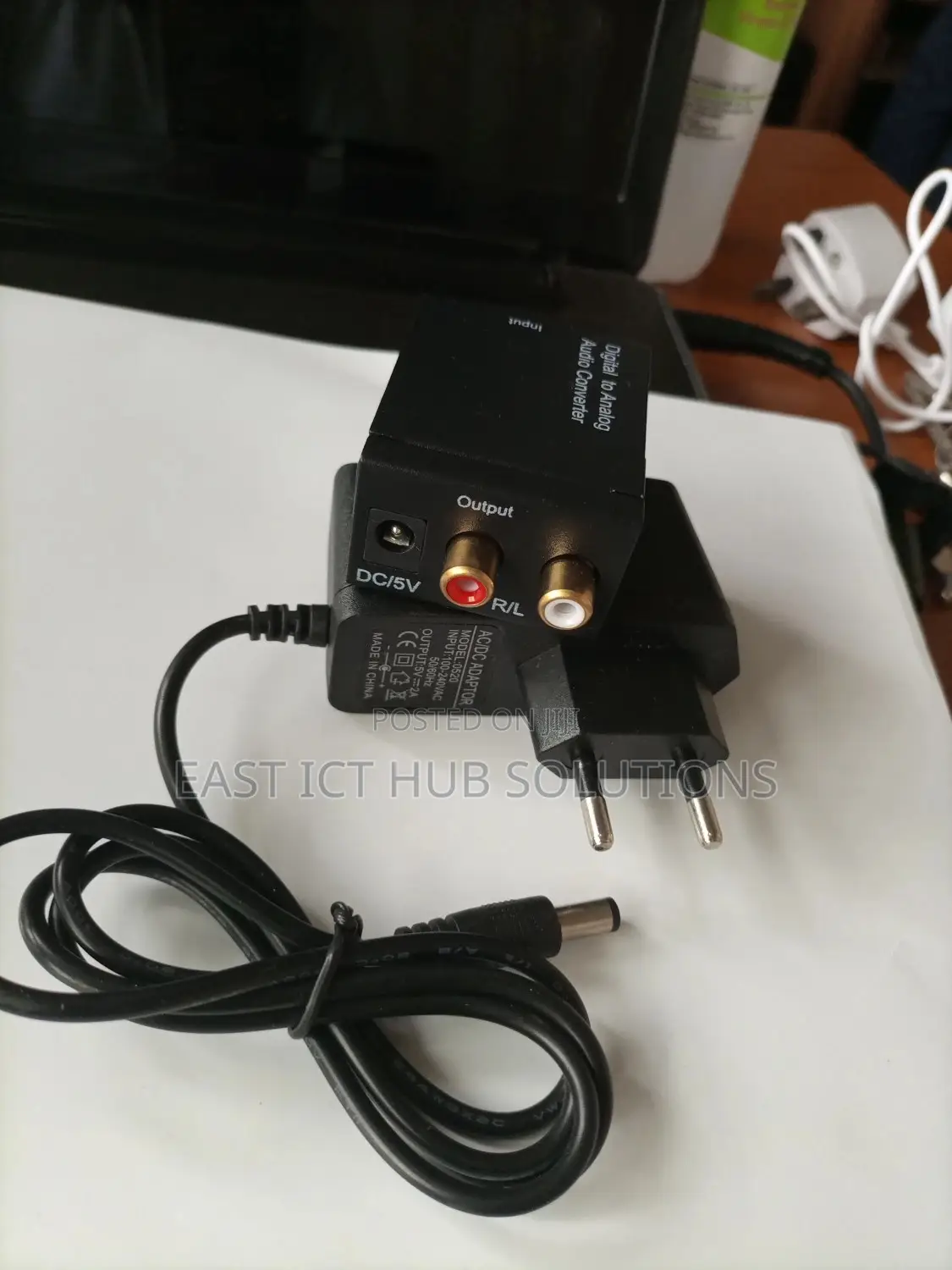 Digital to Alanog Audio Converter Powered (Optical to RCA )