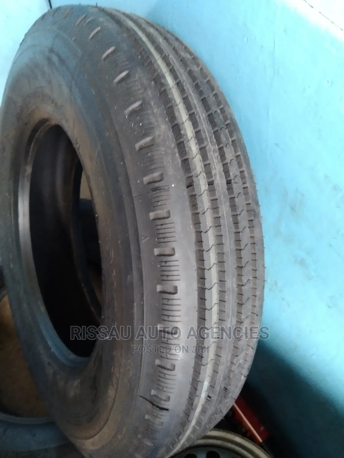 225/80 R 17.5 Yokohama Tyres.