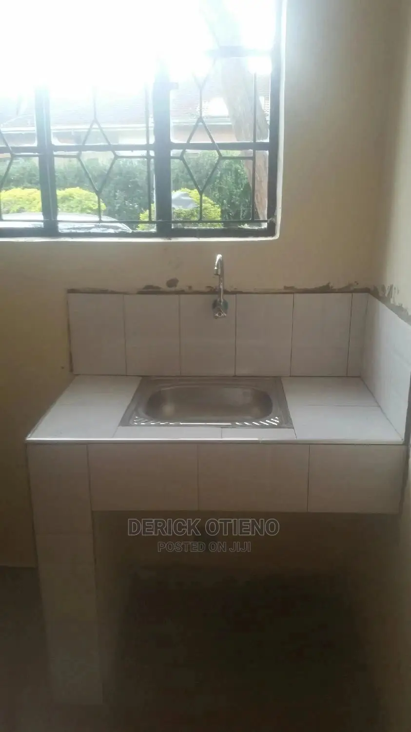Bedsitor to Let in Kilimani