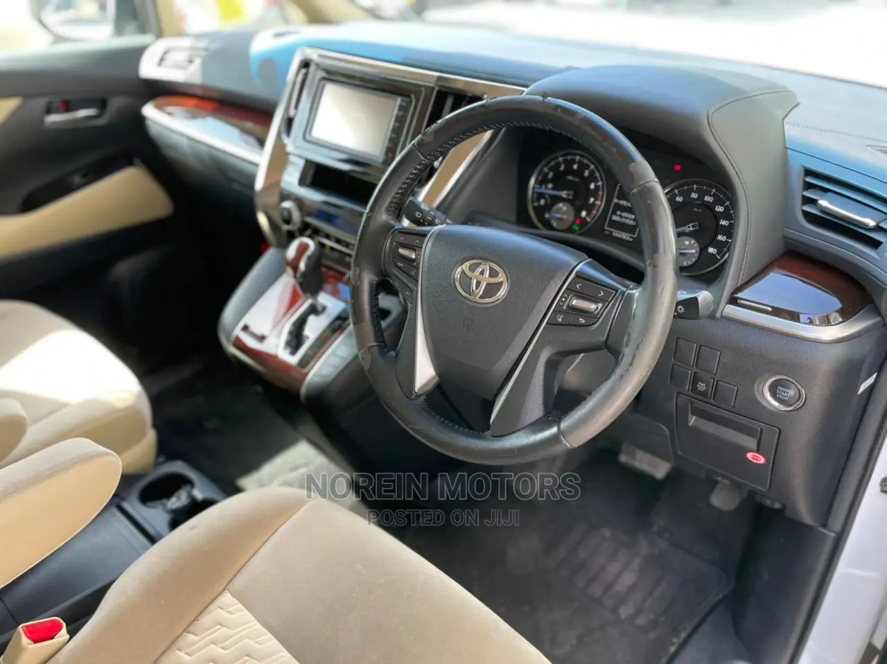 Toyota Alphard 2016 White
