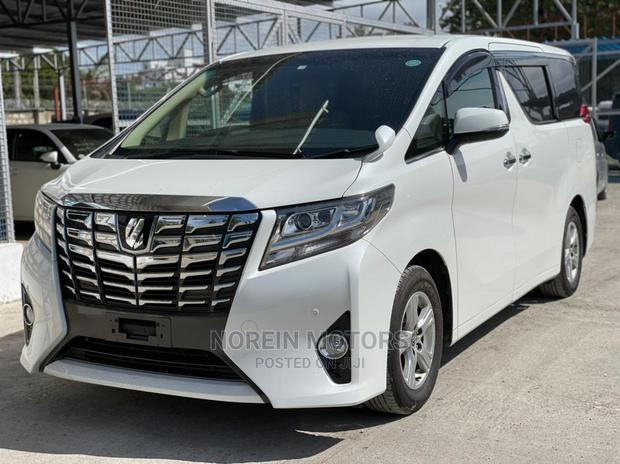 Toyota Alphard 2016 White