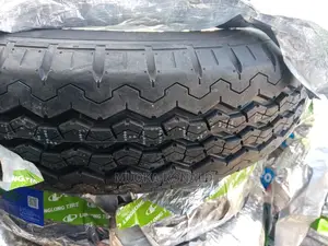 175R13 Lt (8P.R) Linglong Tyre (Radial 666)