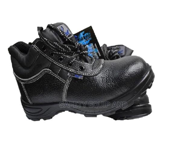 Safety Boots- Approved for Industrial Use - main view