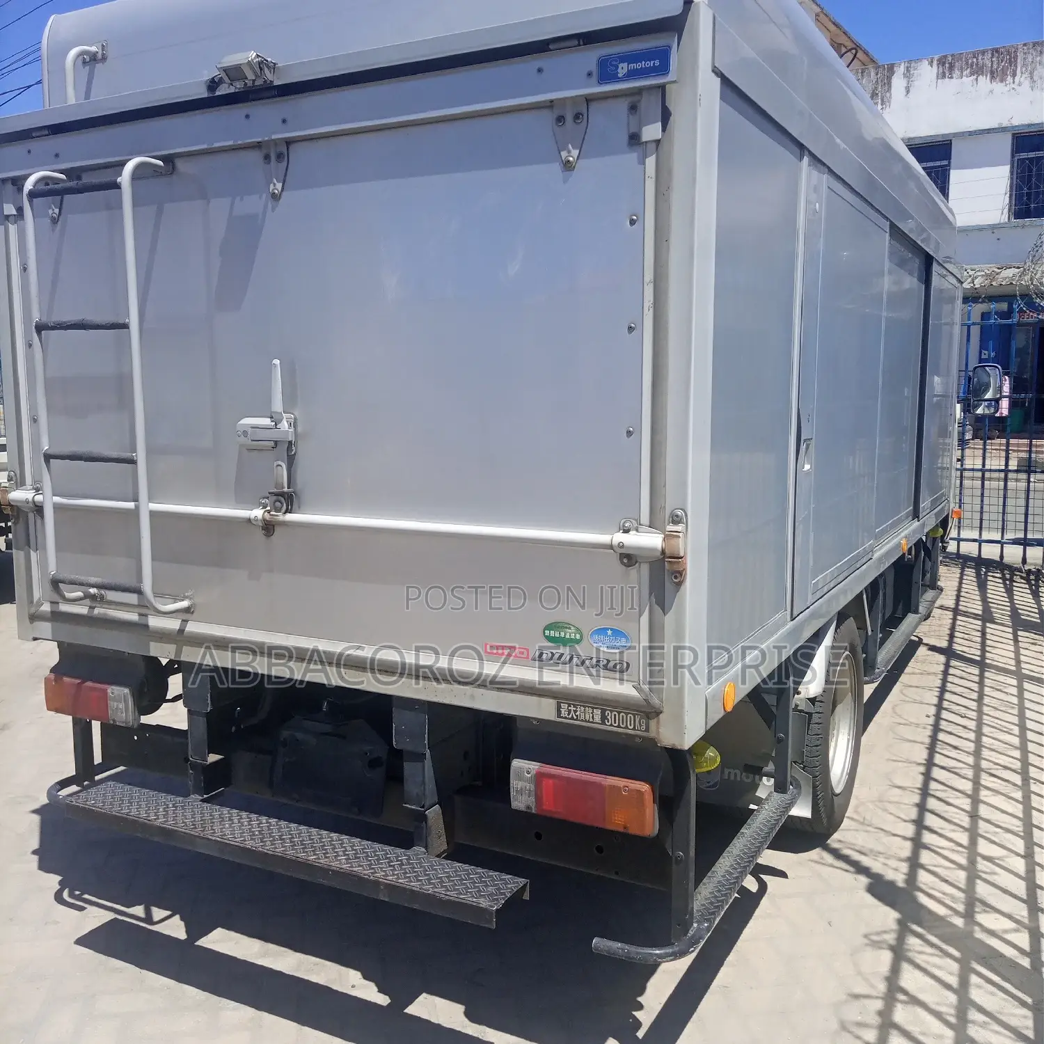Hino Deutro