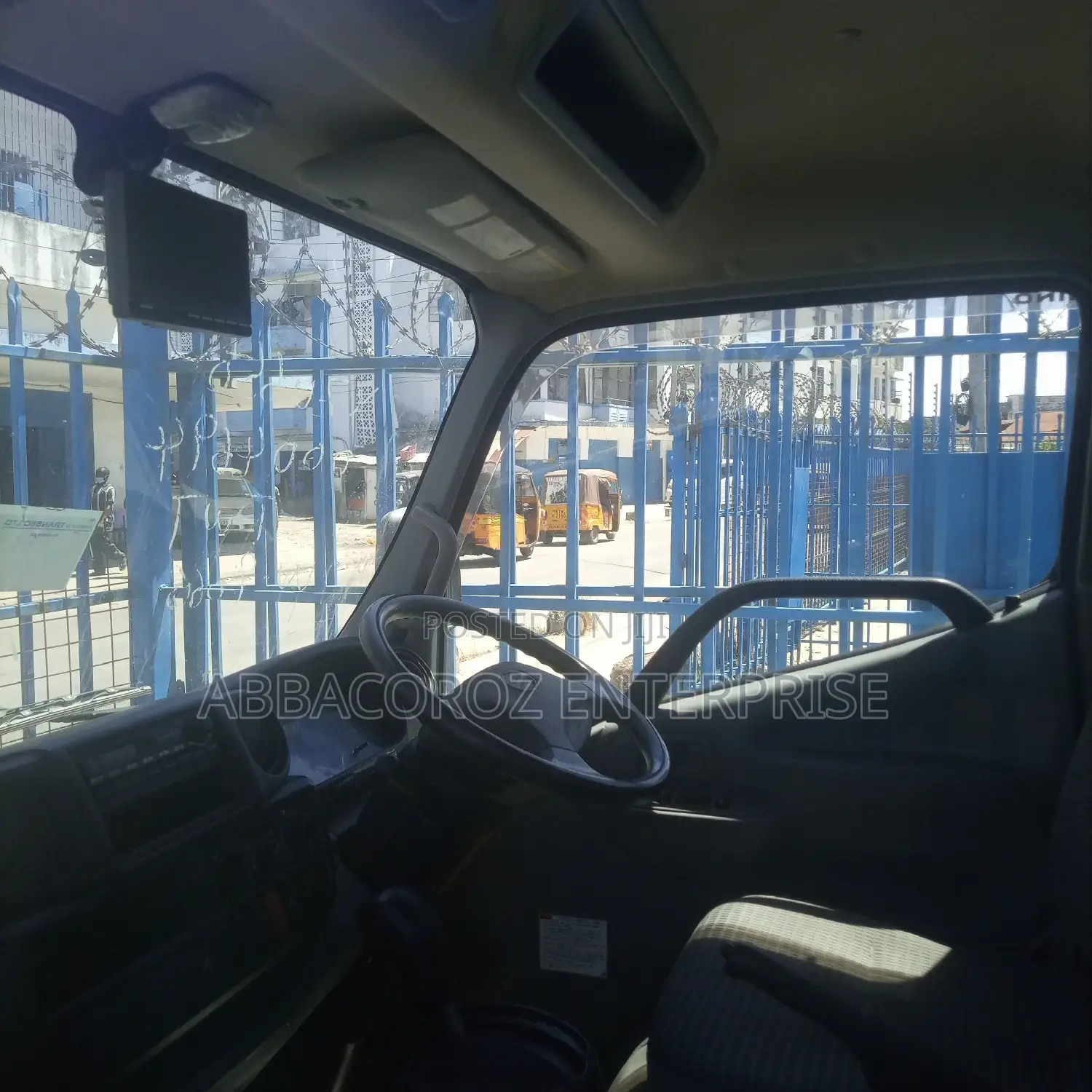 Hino Deutro