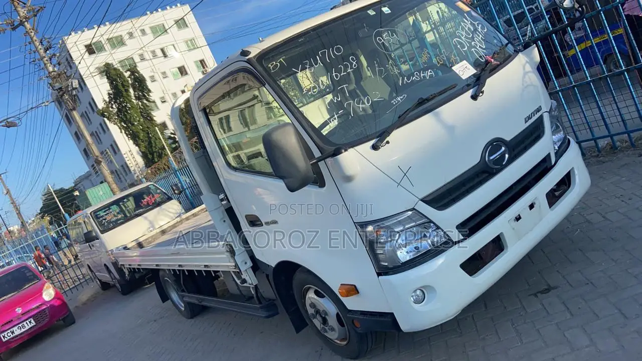 Hino Deutro Truck