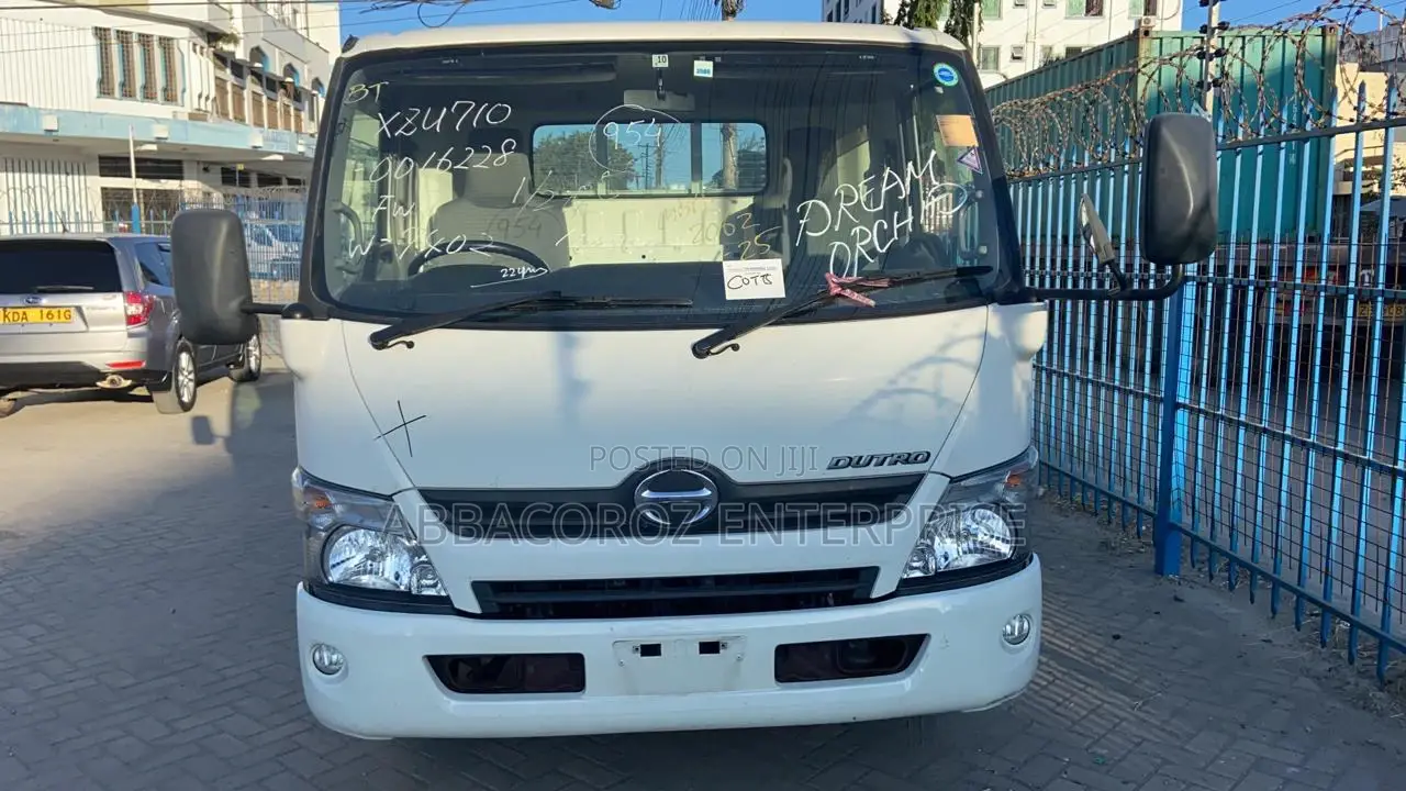 Hino Deutro Truck