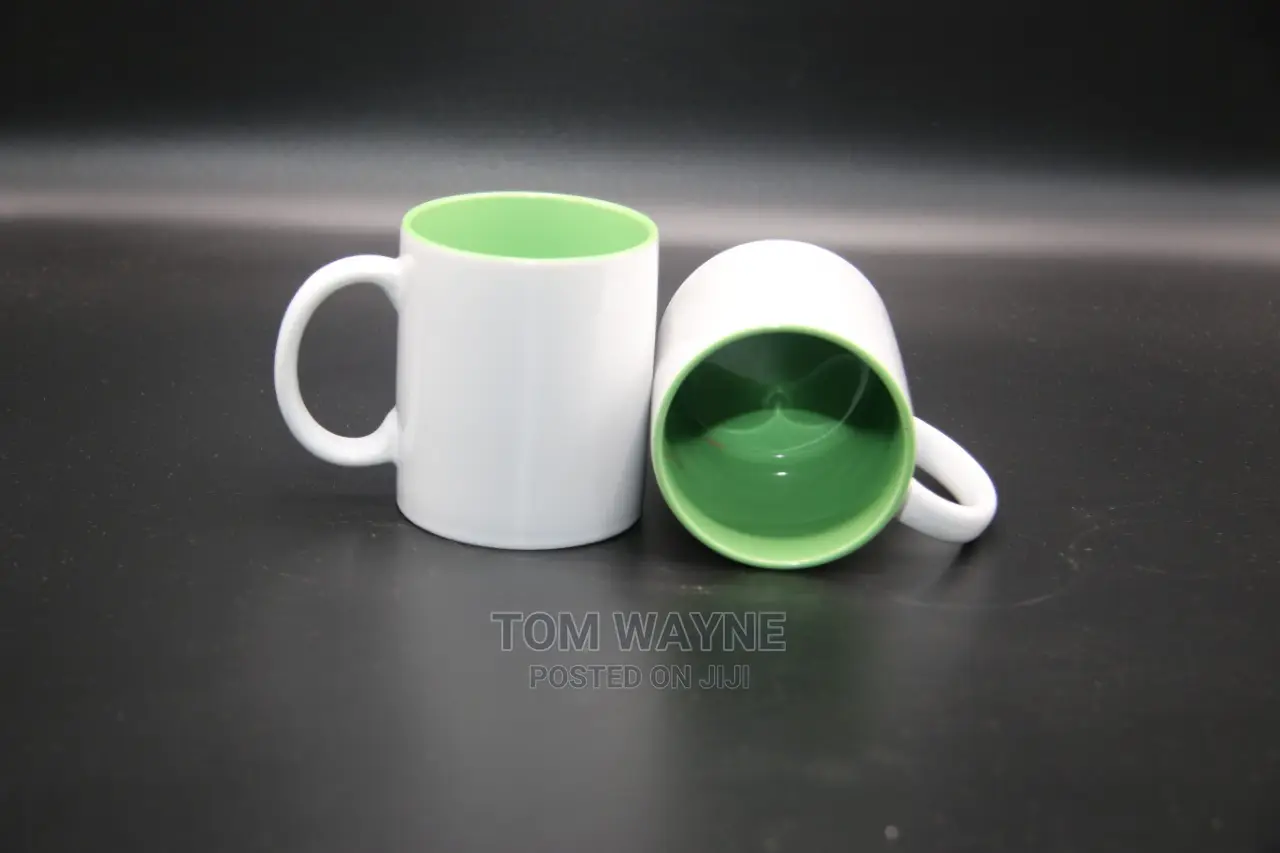 Inside Colored Cups Which Can Be Printed or Branded