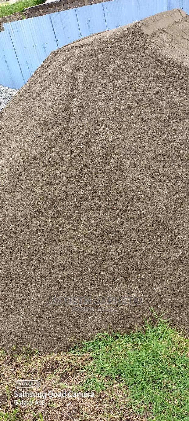 Black/Grey Volcano Sand Mai Mahiu Sand
